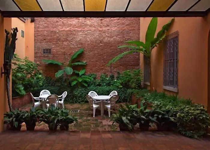 Europa מלון פררה