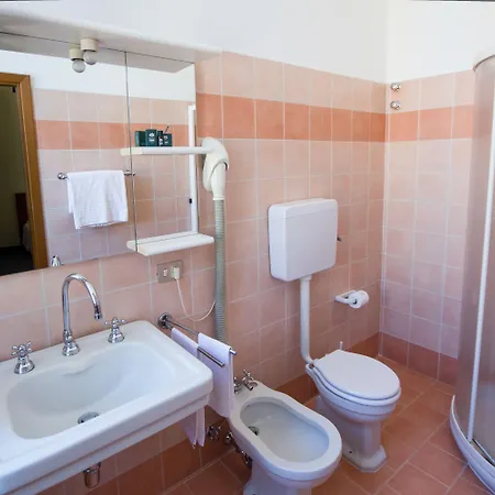 Europa Hotel 3*