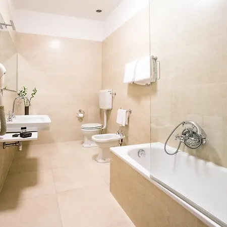 Hotel Europa 3*